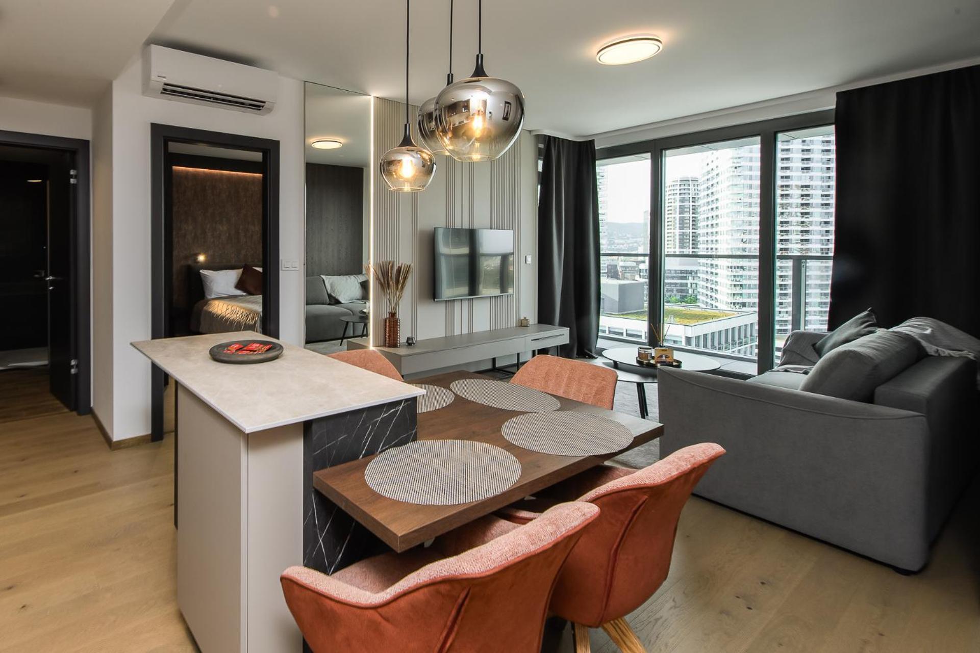 Nikas Eurovea - Free Parking Apartment
